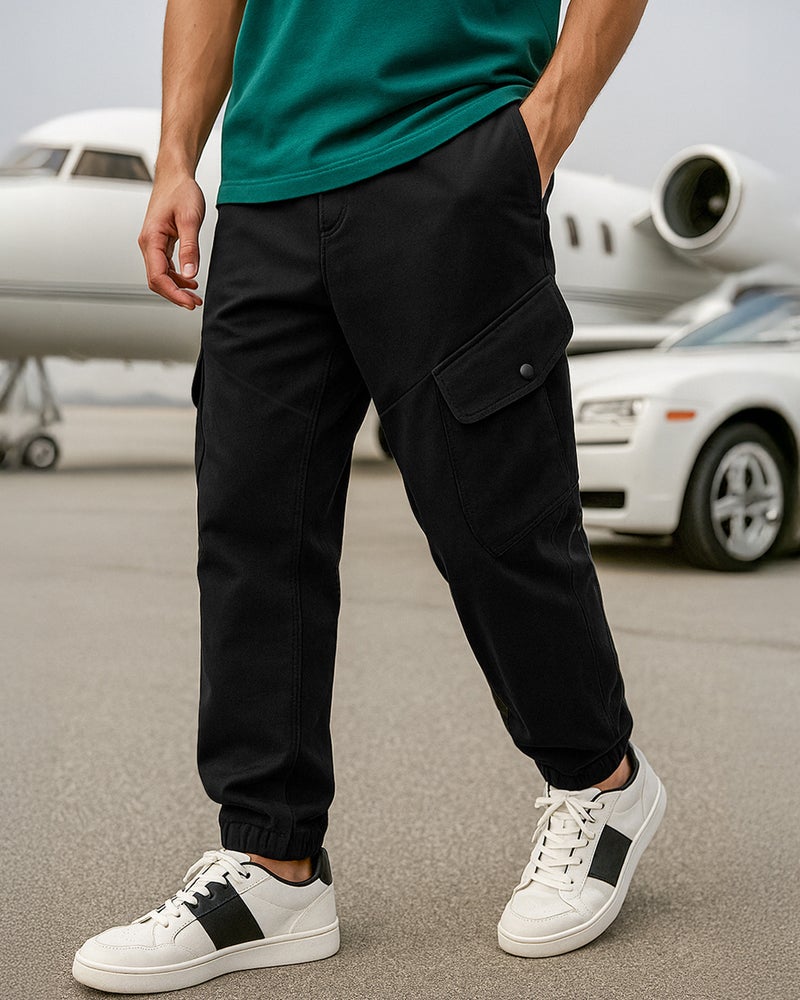 bewakoof Men's Black Super Loose Fit Cargo Warm Joggers - Image 1